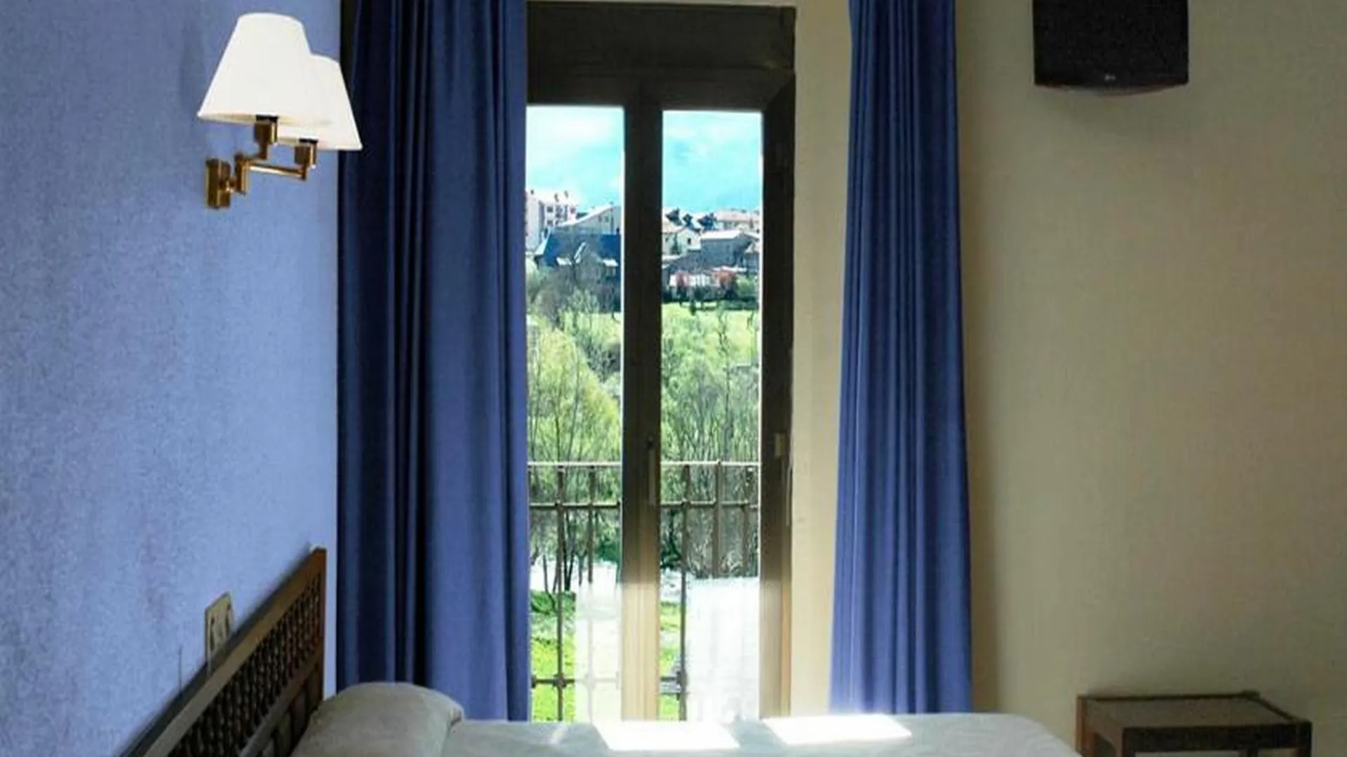Hotel Bellavista Bellver De Cerdanya 2*,