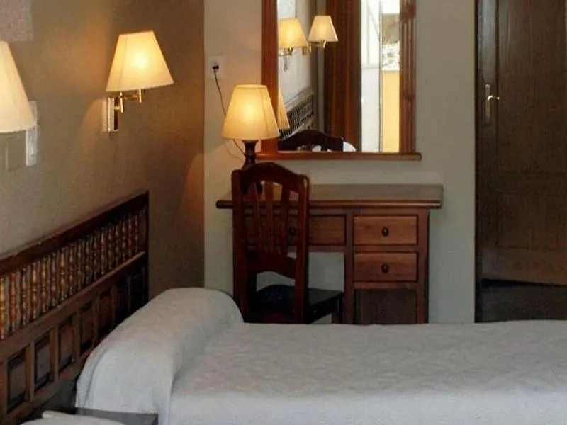 **  Hotel Bellavista Bellver De Cerdanya Hiszpania